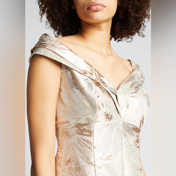 Teri Jon by Rickie Freeman - Mother of the Bride/Groom Dress ✨ - Picture 3 of 13